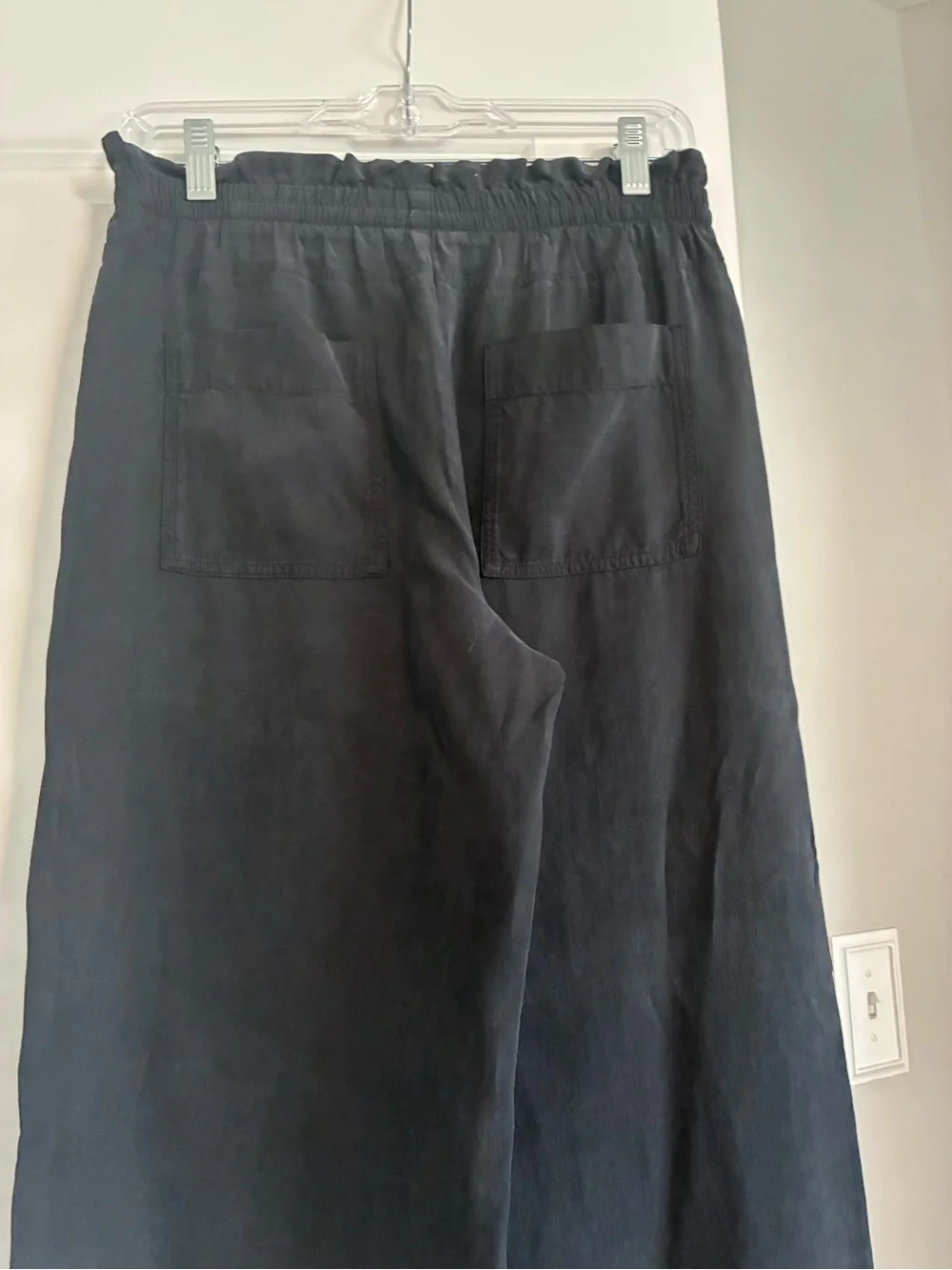 Evereve Cloth & Stone Black Wide Leg Cropped Drawstring Pants